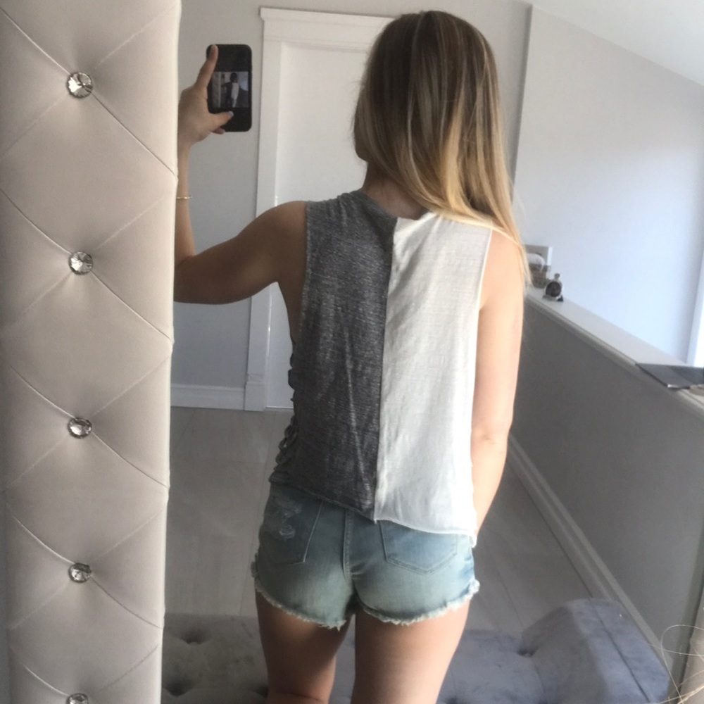 Ripped side Top - Picture 2 of 6